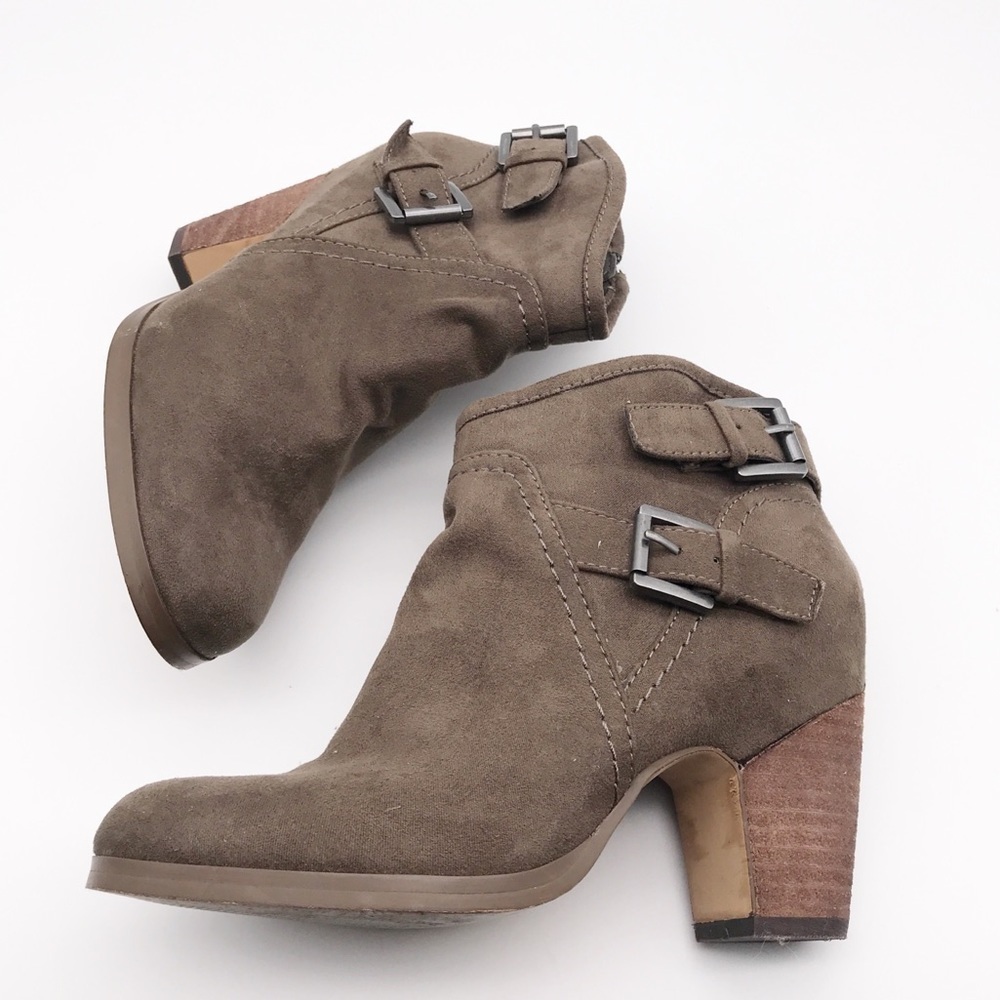 Crown Vintage Buckle Booties‎ Size 5.5